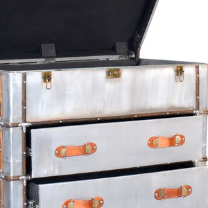 Homeroots 42" Silver Aluminum Four Drawer Dresser  Aluminum 489196