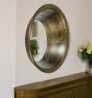Homeroots 21" Brass Round Metal Framed Accent Mirror  Metal 489205