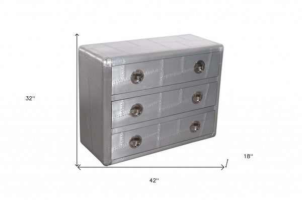 Homeroots 42" Silver Aluminum Three Drawer Dresser  Aluminum 489224