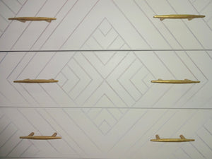 Homeroots 38" Ivory Solid Wood Three Drawer Dresser  Solid Wood 489226