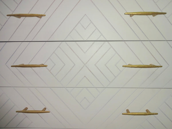 Homeroots 38" Ivory Solid Wood Three Drawer Dresser  Solid Wood 489226