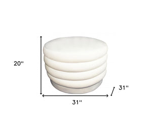 Homeroots 31" White Velvet Tufted Round Cocktail Ottoman   489295