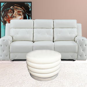 Homeroots 31" White Velvet Tufted Round Cocktail Ottoman   489295
