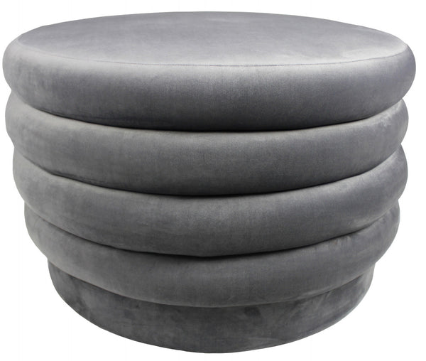 Homeroots 31" Gray Velvet Tufted Round Cocktail Ottoman   489296