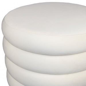 Homeroots 21" White Velvet Tufted Round Cocktail Ottoman   489302