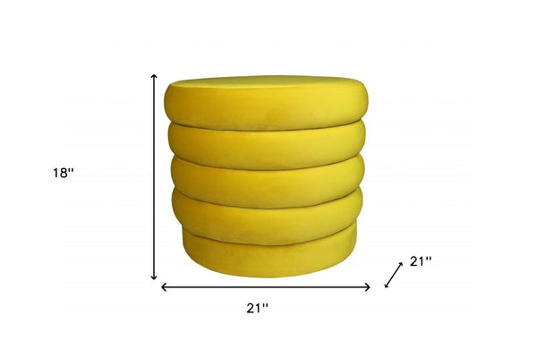 Homeroots 21" Yellow Velvet Tufted Round Cocktail Ottoman   489304