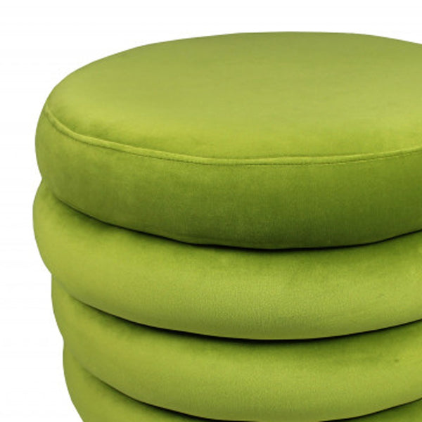 Homeroots 21" Green Velvet Tufted Round Cocktail Ottoman   489305
