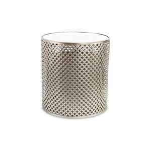 Homeroots Set Of Two 21" Silver And White Mirrored Round Mirrored Nested Tables   489333