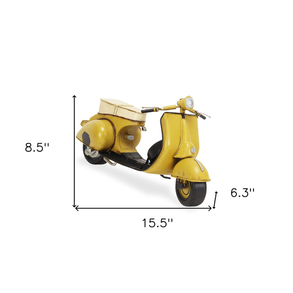 Homeroots 9" Yellow And Black Metal Hand Painted 1959 Yellow Scooter Model Motorcycle  Metal 489435