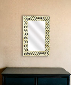 Homeroots 24" Ivory And Black Quatrefoil Bone Inlay Framed Wall Mirror  Bone Inlay 489584