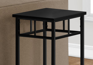Homeroots 28" Black Square End Table With Shelf   489659