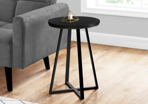 Homeroots 22" Black Round End Table   489667