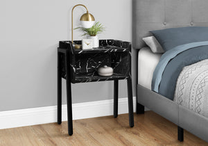 Homeroots 23" Black End Table With Shelf   489708