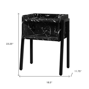 Homeroots 23" Black End Table With Shelf   489708