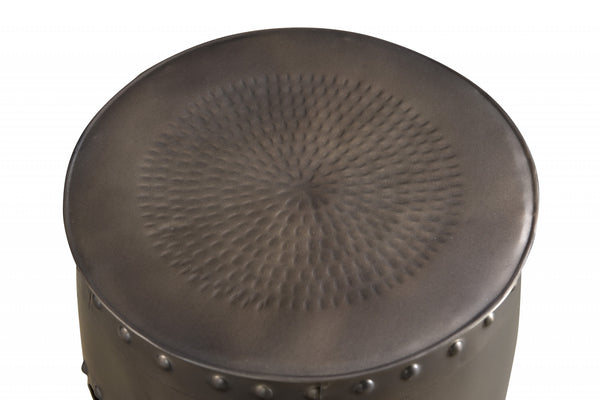 Homeroots 20" Nickel Iron Round End Table   490140