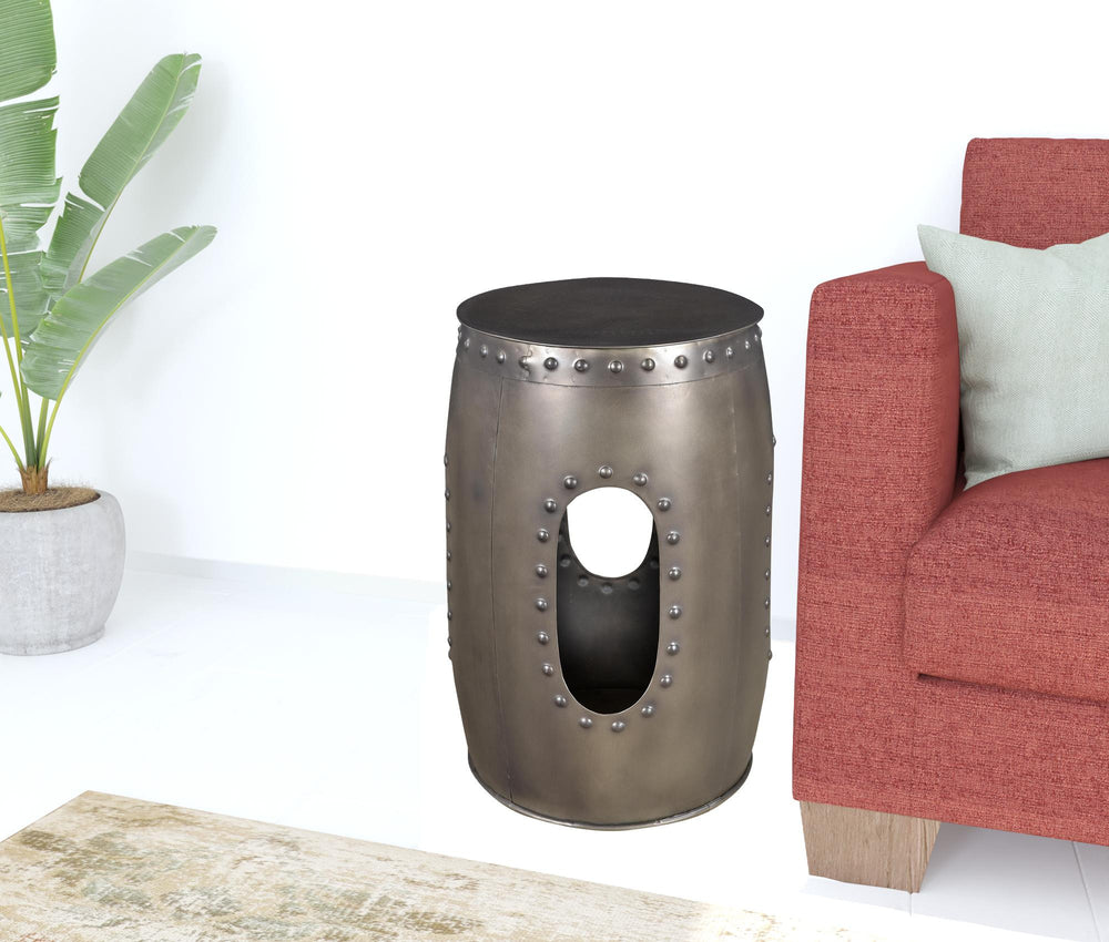 Homeroots 20" Nickel Iron Round End Table   490140