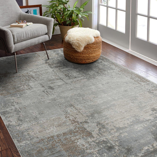 HomeRoots 5' Beige Abstract Area Rug - Stain Resistant, Durable Power-Loomed Design for Modern Homes 5' X 8' 490437
