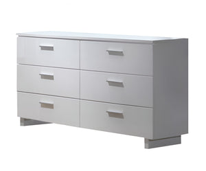 Homeroots 63" White Six Drawer Double Dresser  Manufactured Wood 490463