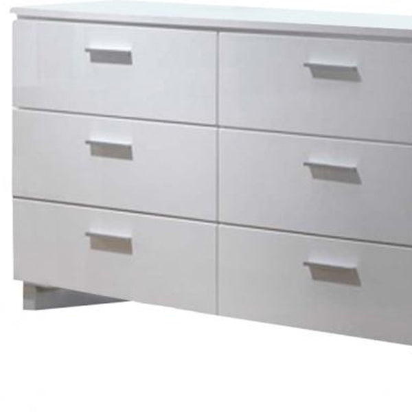 Homeroots 63" White Six Drawer Double Dresser  Manufactured Wood 490463