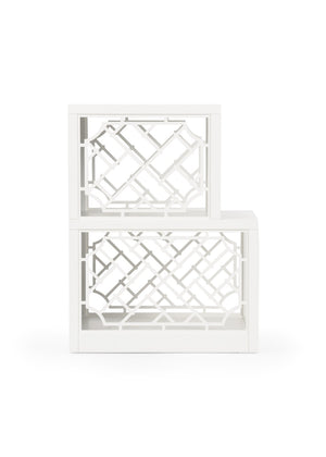 Wildwood Chip Chippendale Side Shelf Table In Chantilly Lace With Green Back And Chrome Accents, 26"H Compact 490553