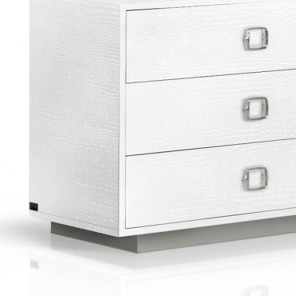 Homeroots 63" White Solid And Manufactured Wood Six Drawer Dresser  Solid And Manufactured Wood 490817
