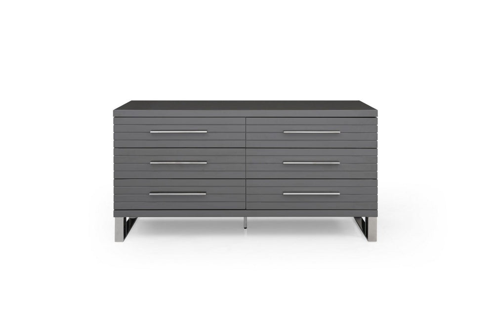 Homeroots 59" Grey Solid And Manufactured Wood Six Drawer Dresser  Solid And Manufactured Wood 490822