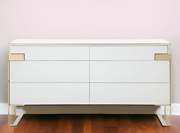 Homeroots 60" Gold And White Solid And Manufactured Wood Six Drawer Double Dresser  Solid And Manufactured Wood 490827