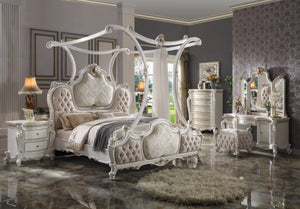 HomeRoots 62" Pearl Wood Vanity Table - Elegant Design with 3 Drawers for Organized Beauty Essentials & Style 491378