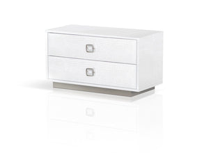 Homeroots 19" White Two Drawer Nightstand   491582