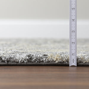 Homeroots 8' X 11' Grey Diamond Area Rug  Polypropylene 491615