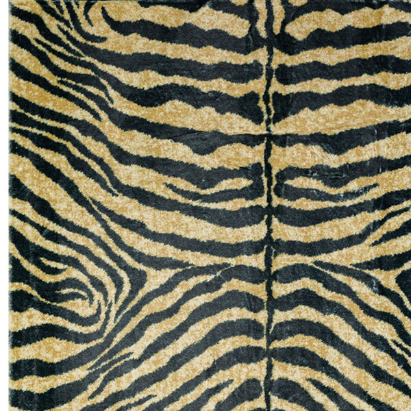 Homeroots 5' X 8' Black And Gold Animal Print Shag Handmade Non Skid Area Rug  Polyester 491634