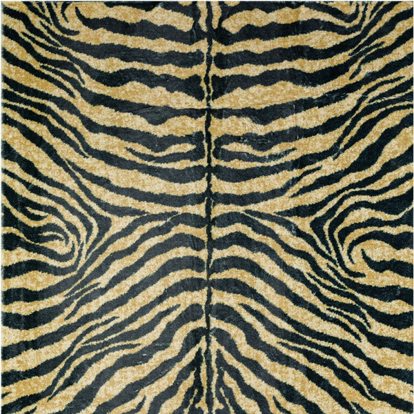 Homeroots 5' X 8' Black And Gold Animal Print Shag Handmade Non Skid Area Rug  Polyester 491634