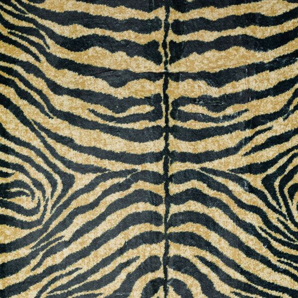 Homeroots 8' X 10' Black And Gold Animal Print Shag Handmade Non Skid Area Rug  Polyester 491635