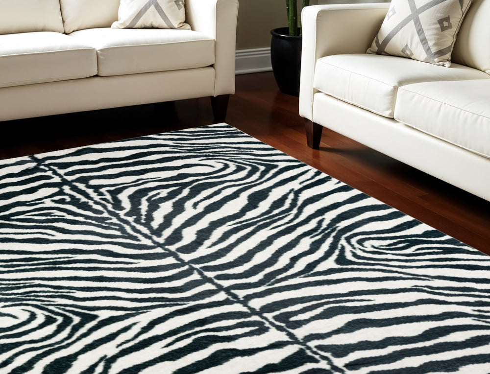 Homeroots 8' X 10' Black And White Zebra Print Shag Handmade Non Skid Area Rug  Polyester 491641