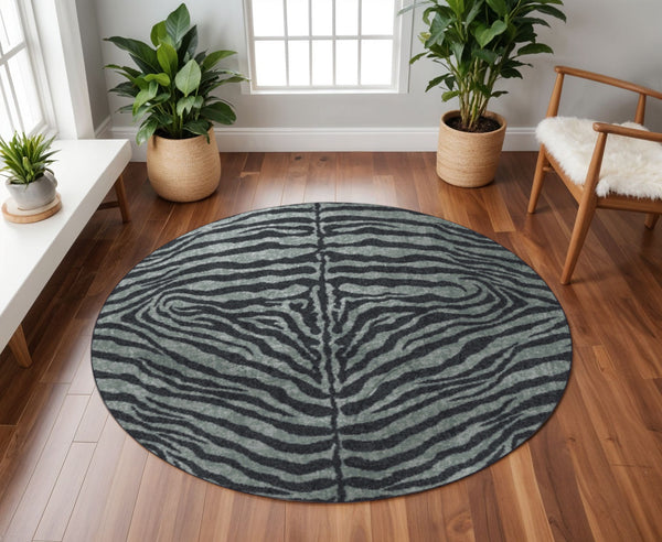 Homeroots 8' X 8' Black And Gray Round Zebra Print Shag Handmade Non Skid Area Rug  Polyester 491648