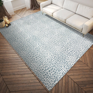 Homeroots 3' X 5' Grey Leopard Print Shag Handmade Non Skid Area Rug  Polyester 491657