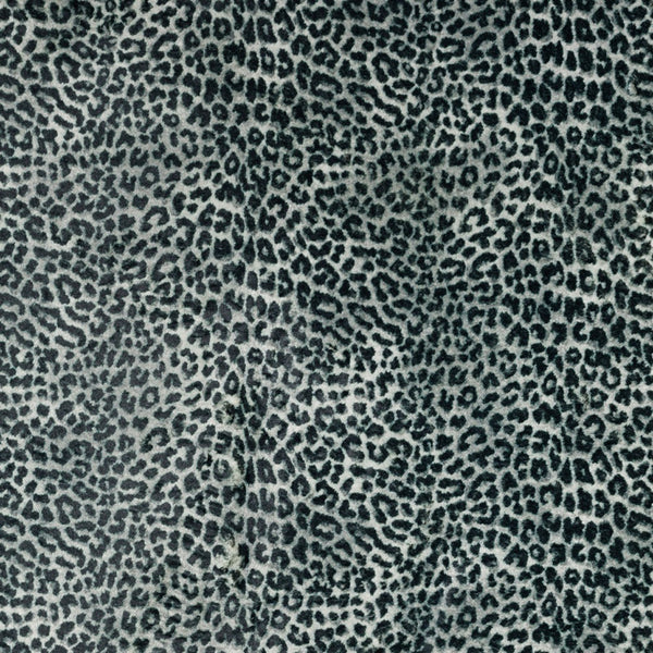 Homeroots 5' X 8' Black And Gray Leopard Print Shag Handmade Non Skid Area Rug  Polyester 491670