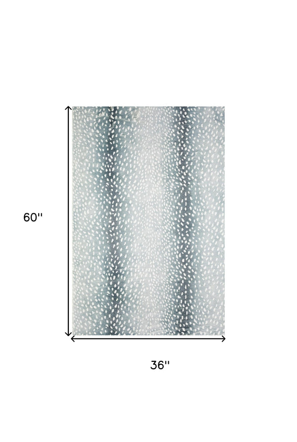 Homeroots 3' X 5' Grey Gazelle Print Shag Handmade Non Skid Area Rug  Polyester 491681