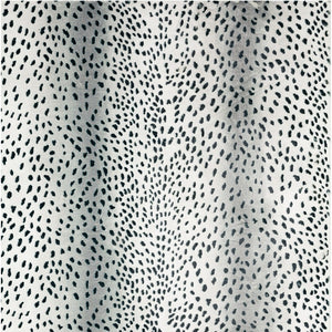 Homeroots 5' X 8' Black Gazelle Print Shag Handmade Non Skid Area Rug  Polyester 491694