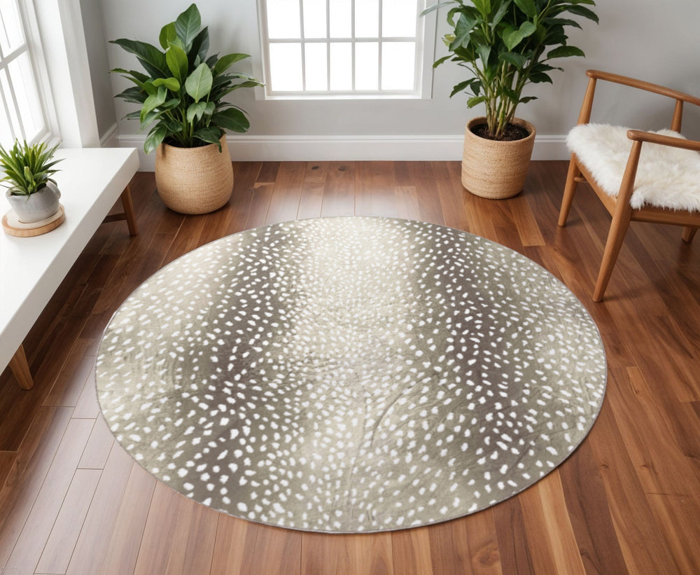 Homeroots 8' X 8' Beige Round Gazelle Print Shag Handmade Non Skid Area Rug  Polyester 491702