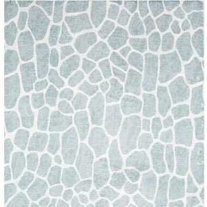 Homeroots 3' X 5' Gray And Ivory Animal Print Handmade Non Skid Area Rug  Polyester 491711