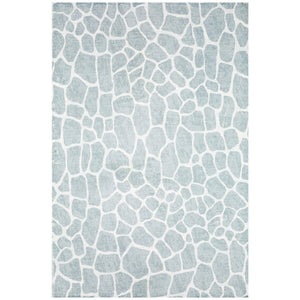 Homeroots 5' X 8' Gray And Ivory Animal Print Handmade Non Skid Area Rug  Polyester 491712