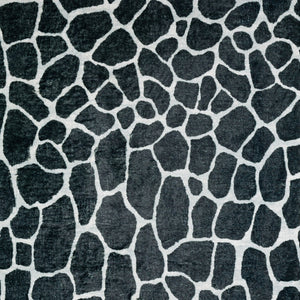 Homeroots 5' X 8' Black And White Croc Print Shag Handmade Non Skid Area Rug  Polyester 491718
