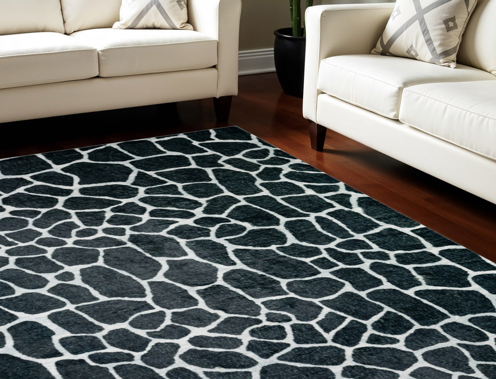 Homeroots 8' X 10' Black And White Croc Print Shag Handmade Non Skid Area Rug  Polyester 491719