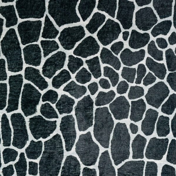 Homeroots 8' X 8' Black And White Croc Round Shag Handmade Non Skid Area Rug  Polyester 491720