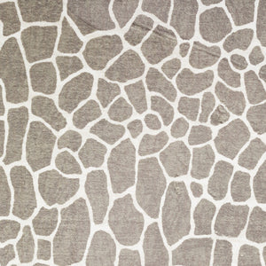 Homeroots 3' X 5' Beige Giraffe Print Shag Handmade Non Skid Area Rug  Polyester 491723