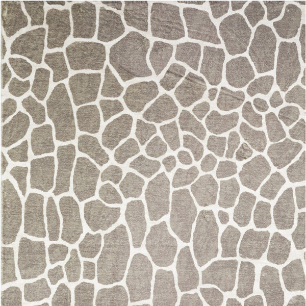 Homeroots 5' X 8' Beige Giraffe Print Shag Handmade Non Skid Area Rug  Polyester 491724