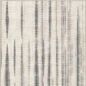 Homeroots 3' X 8' Ivory Ombre Tufted Handmade Runner Rug  Polyester 491752