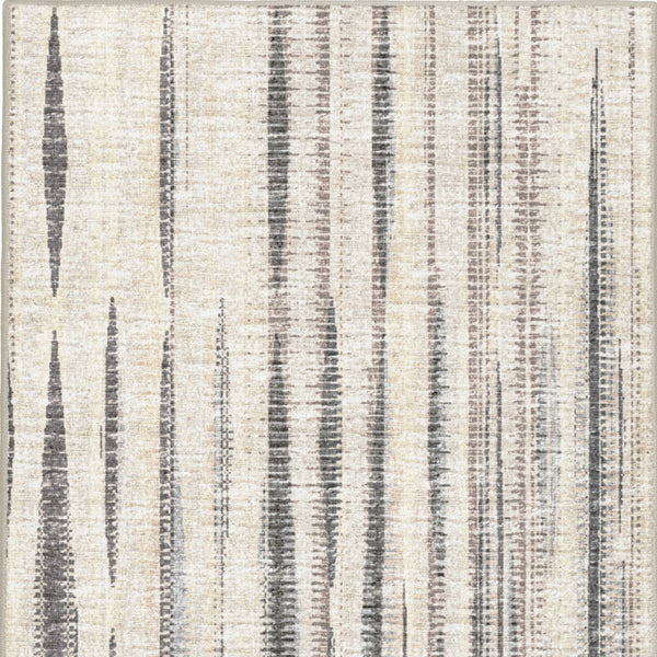 Homeroots 3' X 8' Ivory Ombre Tufted Handmade Runner Rug  Polyester 491752