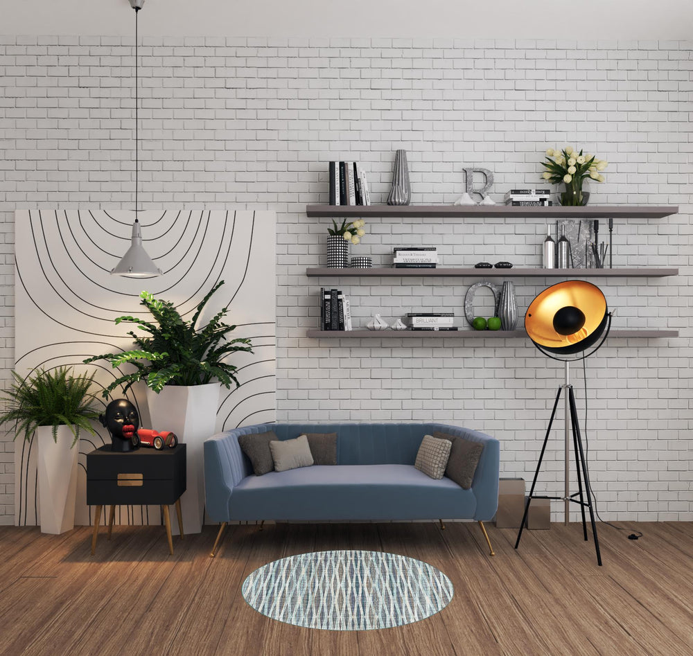 Homeroots 4' Blue Round Ombre Tufted Handmade Area Rug  Polyester 491766